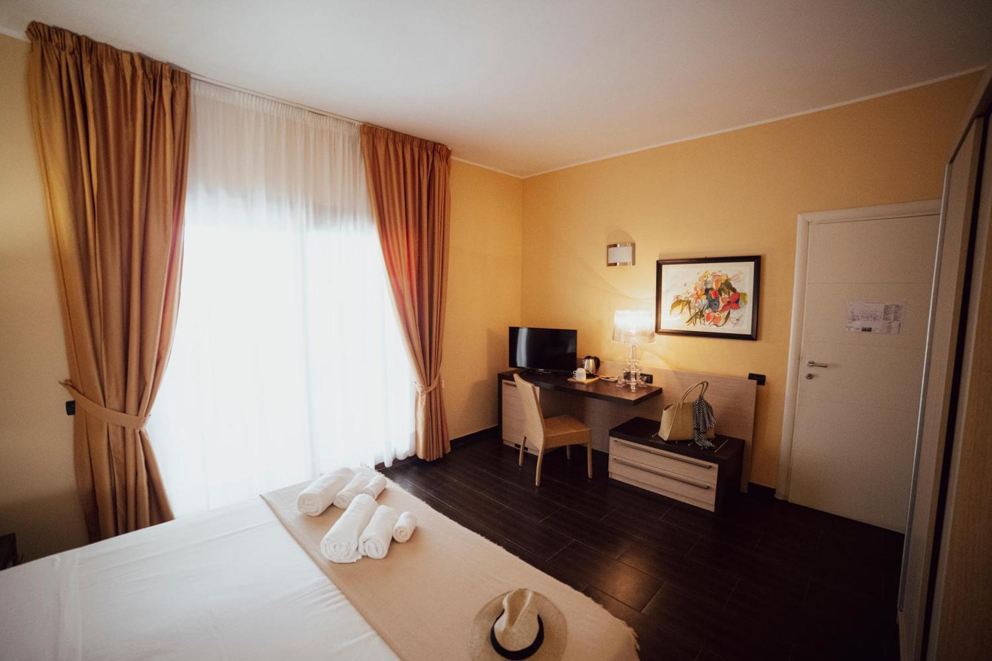 Unico Cannamele Escape Tropea By Life Resorts 帕尔盖利亚 外观 照片